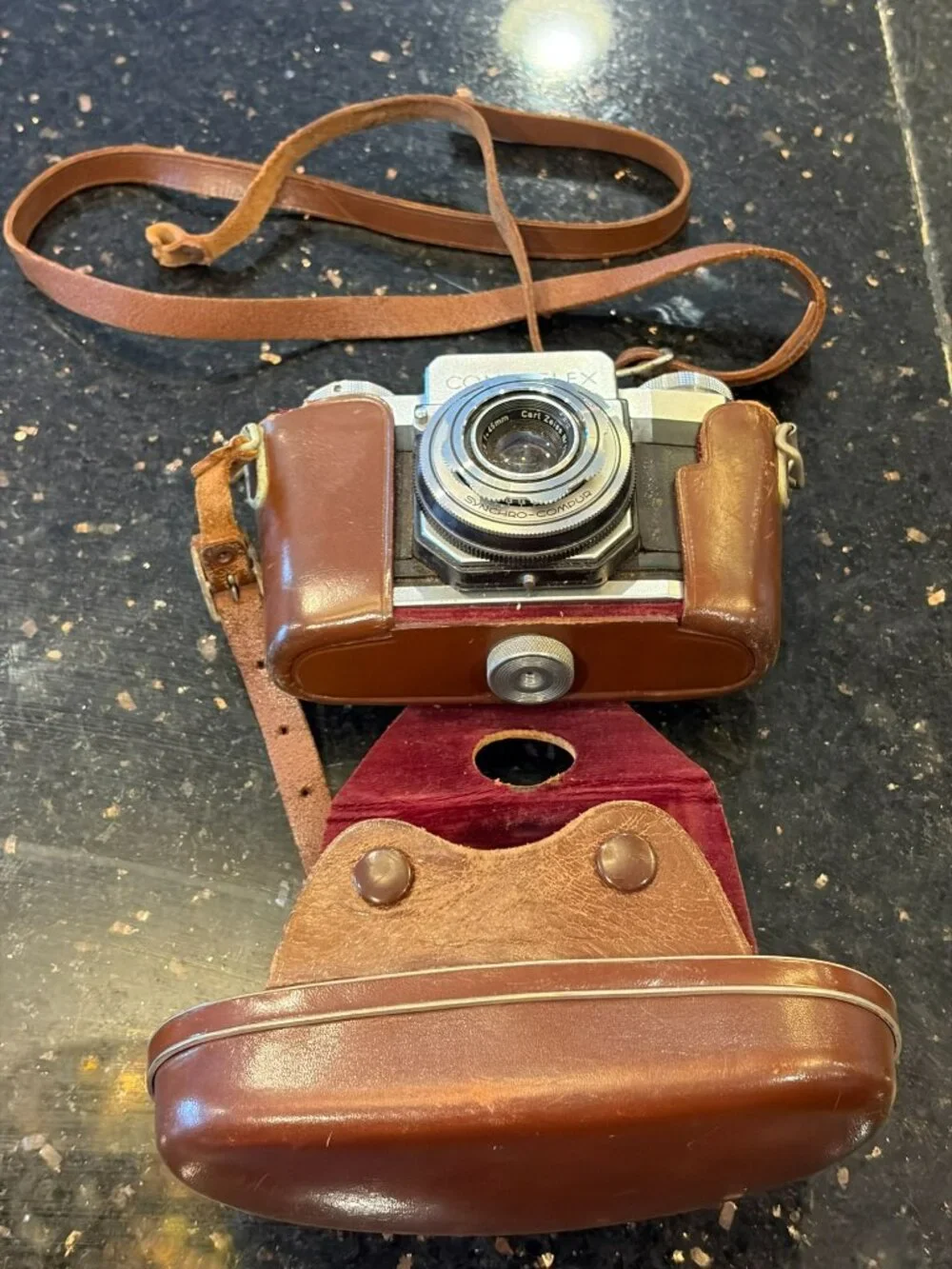 Vintage ZEISS Ikon Contaflex Camera Carl Zeiss Germany in case UNTESTED 4 PARTS
